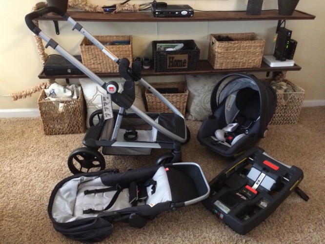 GB Evoq Travel System for your growing child and a sibling!