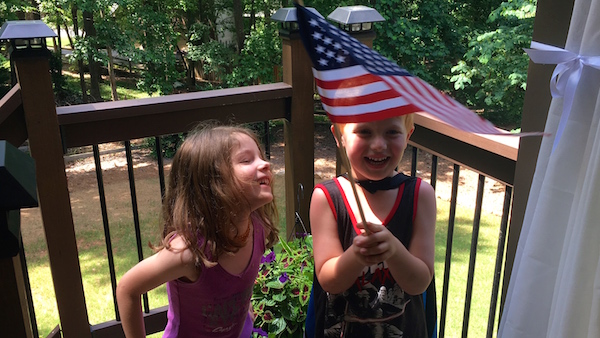 kids-and-flag