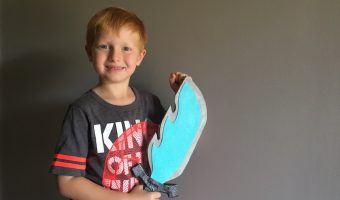 Amazon Original Series Niko and the Sword of Light. Make your own sword of light craft and let it GLOW! | Redheadbabymama.com